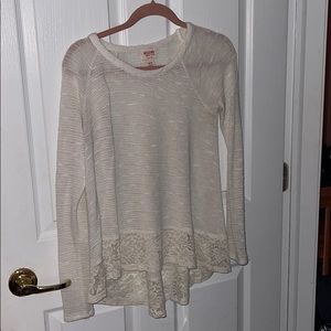 Mossimo white blouse with lace detail